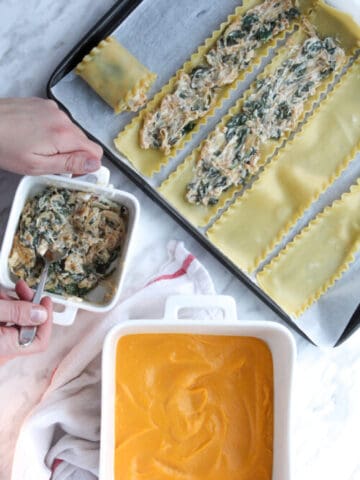 Unrolled pasta with spinach goat cheese and caramelized onion filling
