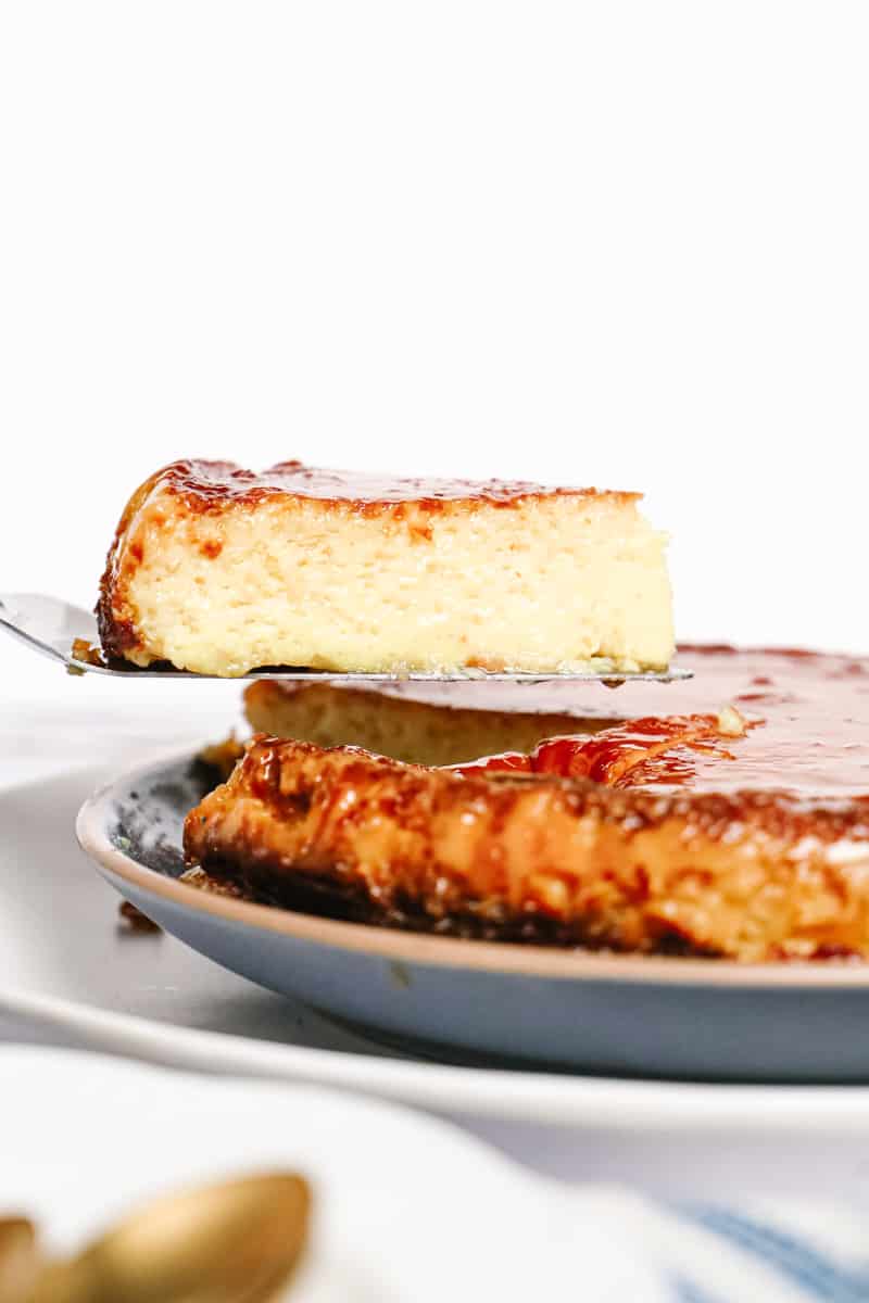 Side view of a slice of cuban flan